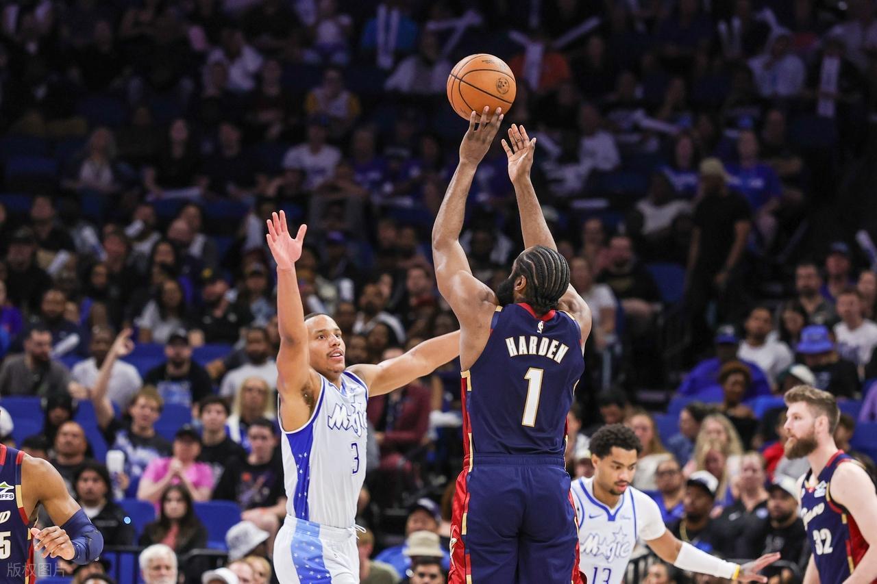 一号娱乐-打爆魔术!哈登空砍30+6+8!贝恩35+6+6完胜米切尔,班凯罗25+8+7
