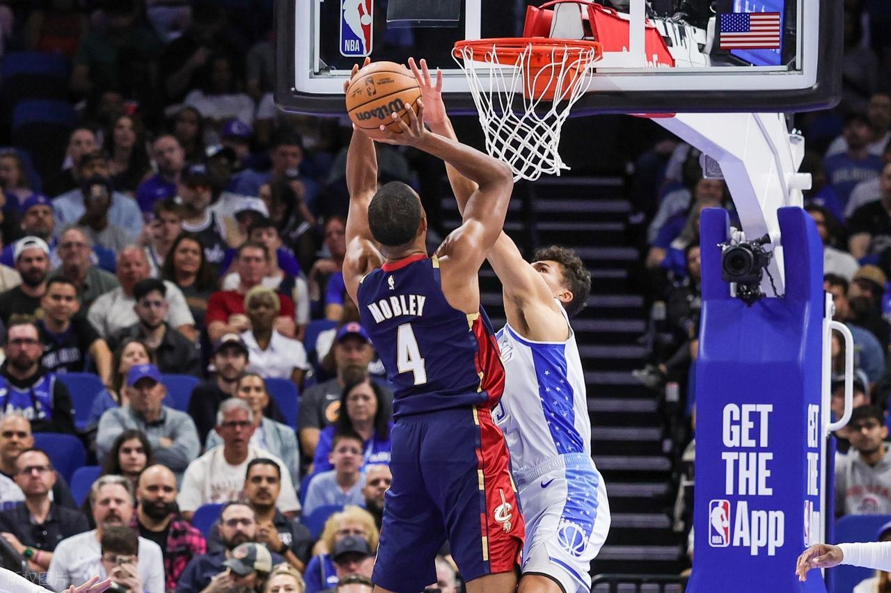 一号娱乐-打爆魔术!哈登空砍30+6+8!贝恩35+6+6完胜米切尔,班凯罗25+8+7