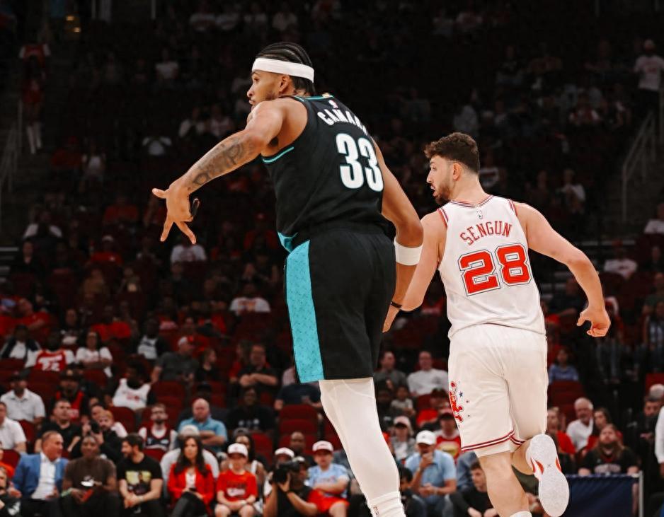 险胜开拓者！阿门轰26+7，谢泼德17+6+3再超神下去，火箭能争冠了