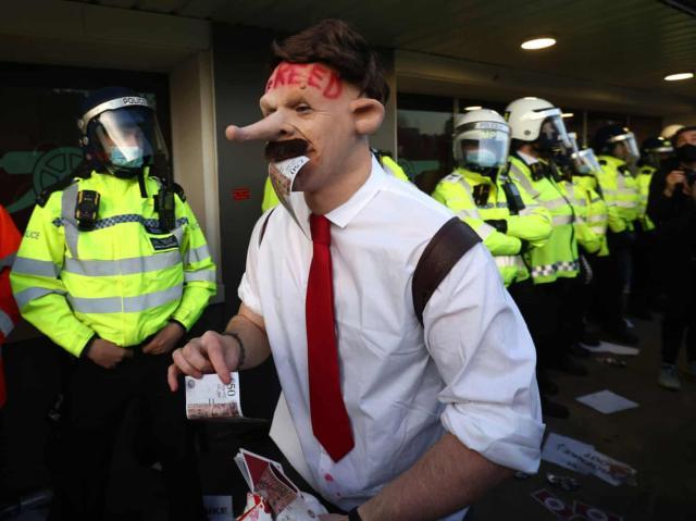 1619221377448016404.jpg 壹号娱乐-莱诺恐怖片式下蛋失误 枪手窝囊输球争六都别想了