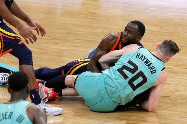 1613893816788037171.jpg 一号娱乐-比赛乏味?格林来再破下限!科尔血压拉满爆射皮球