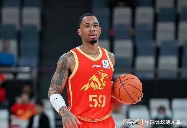 壹号娱乐-古德温28分 上海客场110-77狂胜广厦夺冠军点 布朗29分